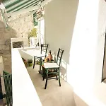 Apartment Kuca Mala Split