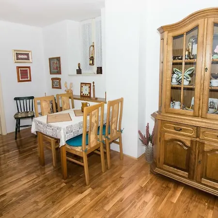 Lägenhet Kuca Mala Split