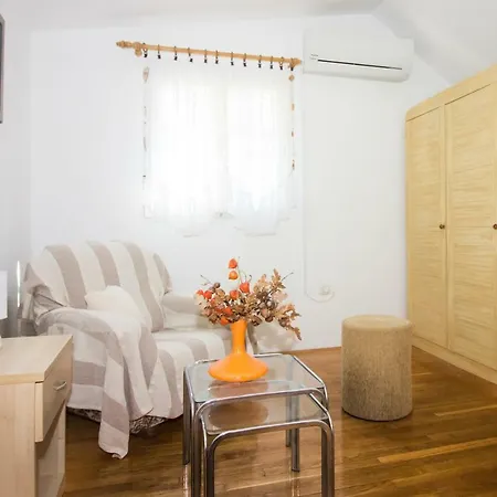 Kuca Mala Daire Split