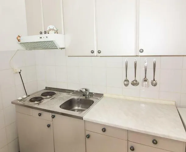 库卡马拉公寓 公寓 *