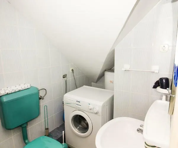 库卡马拉公寓 公寓 *