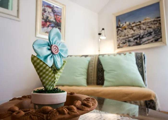 库卡马拉公寓 *